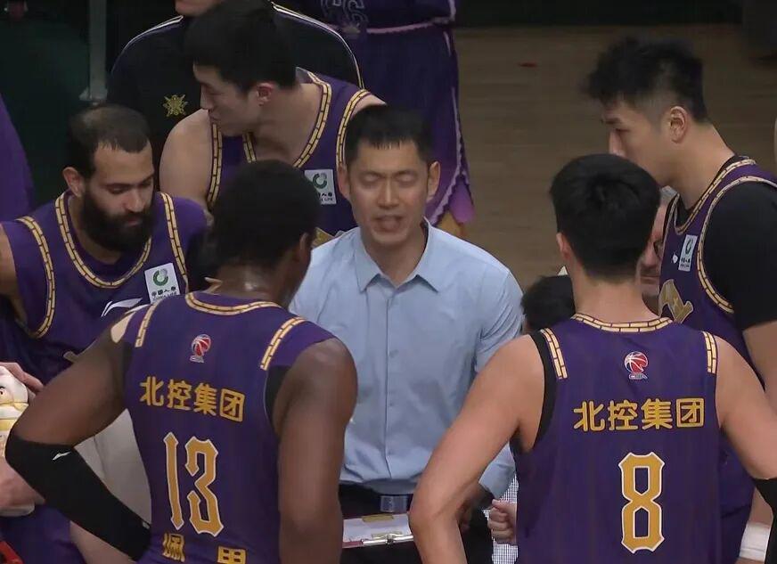 开云-廖三宁三分球绝杀，北控男篮3分险胜 朱松玮27分曽凌铉三分球9中9