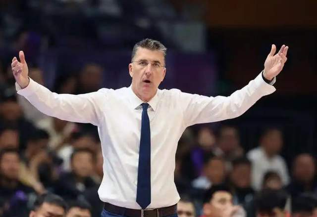 开云APP-CBA最新消息！曝布姆加盟新疆男篮，北京首钢大将正式复出